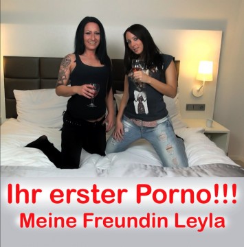 Ihr erster Porno!! Leyla bekommt Fick-Einweisung