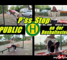 Piss Stop - PUBLIC an der Bushaltestelle
