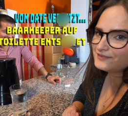 Vom Date versetzt. Barkeeper auf Toilette gefickt