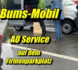 Bums-Mobil AO Service auf dem Firmenparkplatz