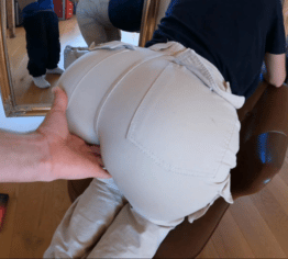 19-Jährige wird in allen möglichen Positionen auf dem Dachboden durchgefickt, der geilste Sex!
