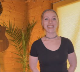 Hier bin ich wieder! - Mein erstes Video nach meiner Pause!!