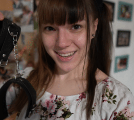 GEFESSELT und überfordert beim HANDLESS BlowJob !