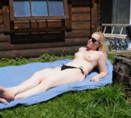 Riskanter PUBLIC-FICK am Chiemsee! Sonnenbad mit EXTRA-Schuss!