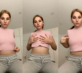 Ich reite mit meiner engen Teenie Pussy einen RIESENDILDO für dich
