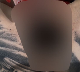 Mutter forscht oder so! Auf jeden Fall was mit nem Spekulum