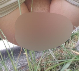 MEGA HARTER LANGER PISS-STRAHL AN ÖFFENTLICHEM RASTPLATZ! Diesmal haben mich wirklich alle gesehen!
